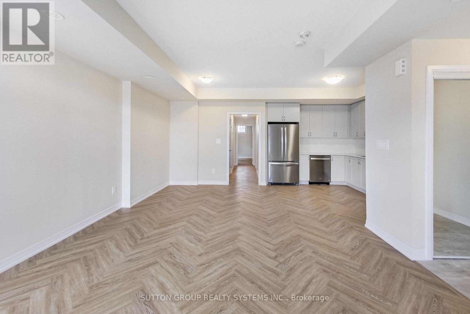 1577 Rose Way, Milton, Ontario L9E 1N4 - Photo 6 - W12577114