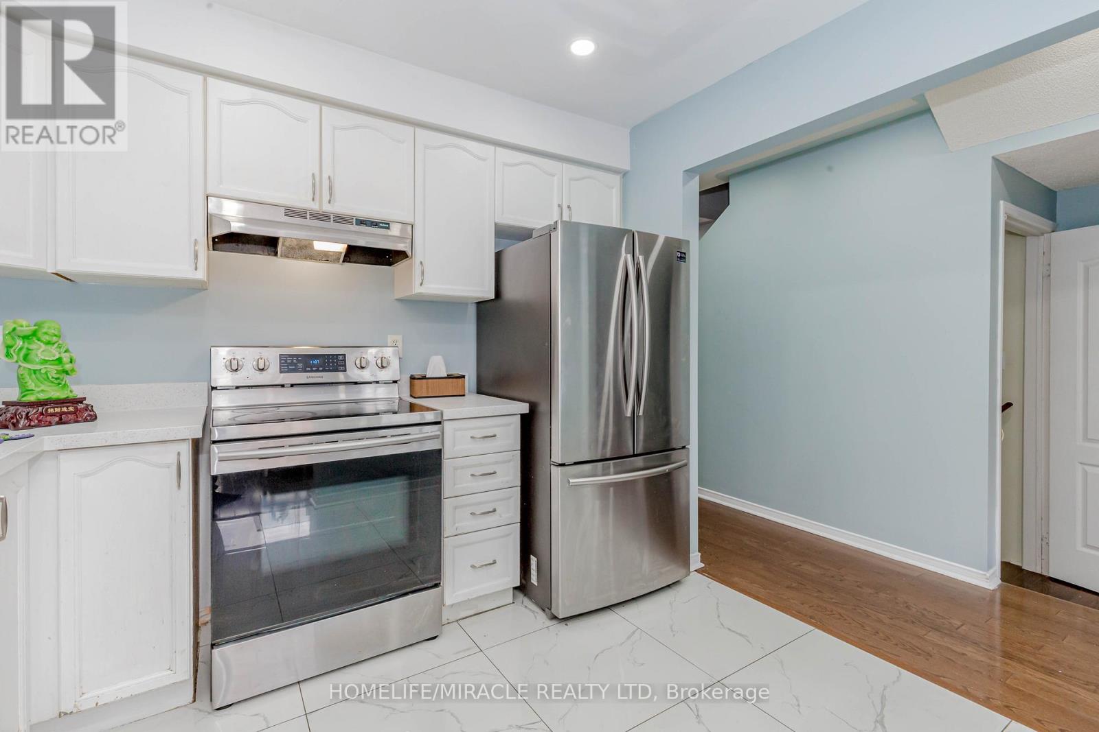 4 Vauxhall Crescent, Brampton, Ontario  L7A 3A3 - Photo 12 - W12577120