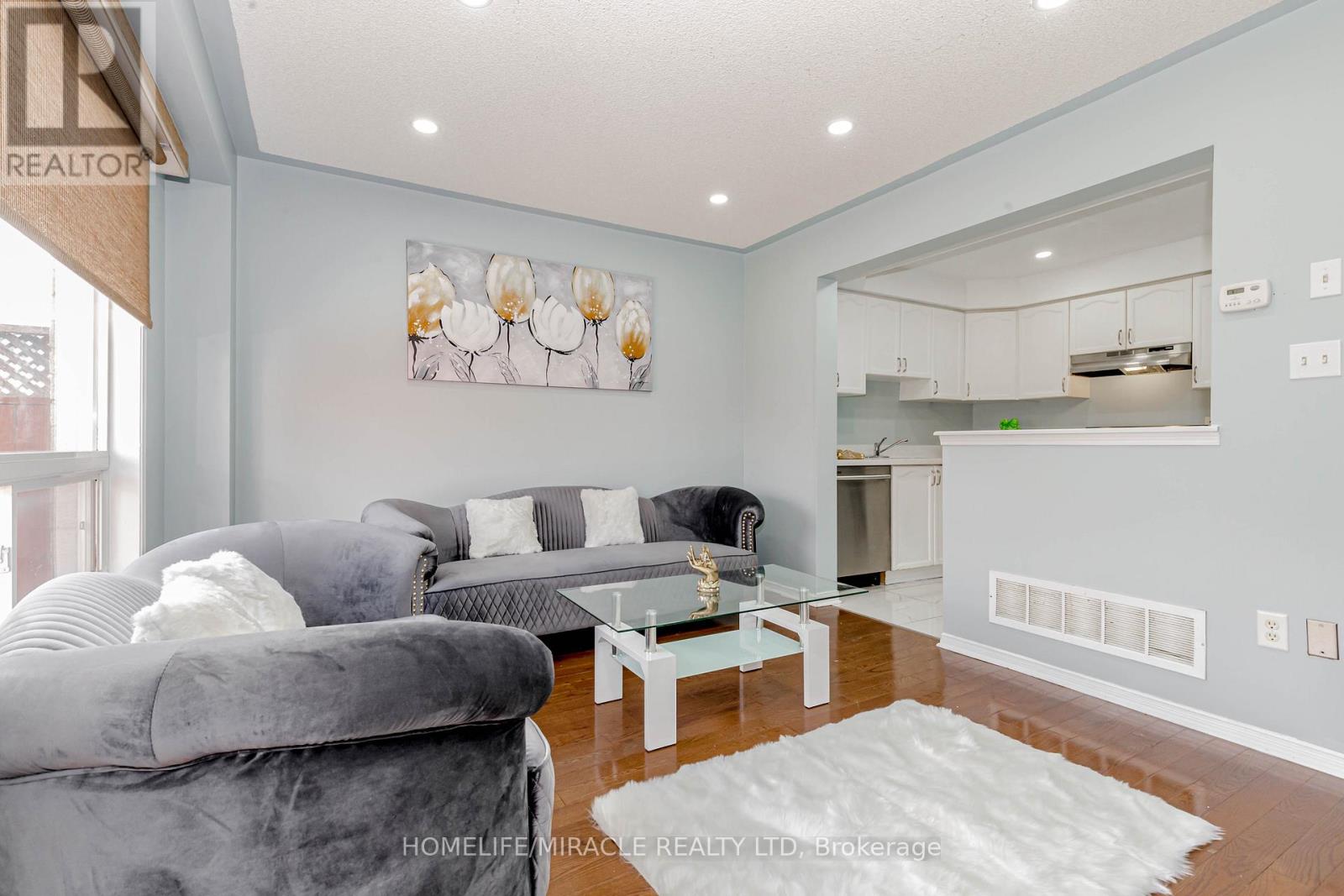 4 Vauxhall Crescent, Brampton, Ontario  L7A 3A3 - Photo 17 - W12577120