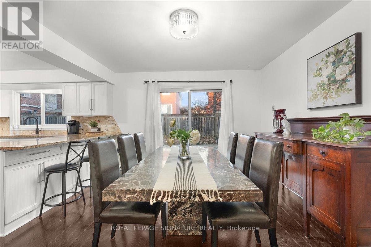 1093 Senlac Court, Mississauga, Ontario  L5V 1B8 - Photo 15 - W12577158