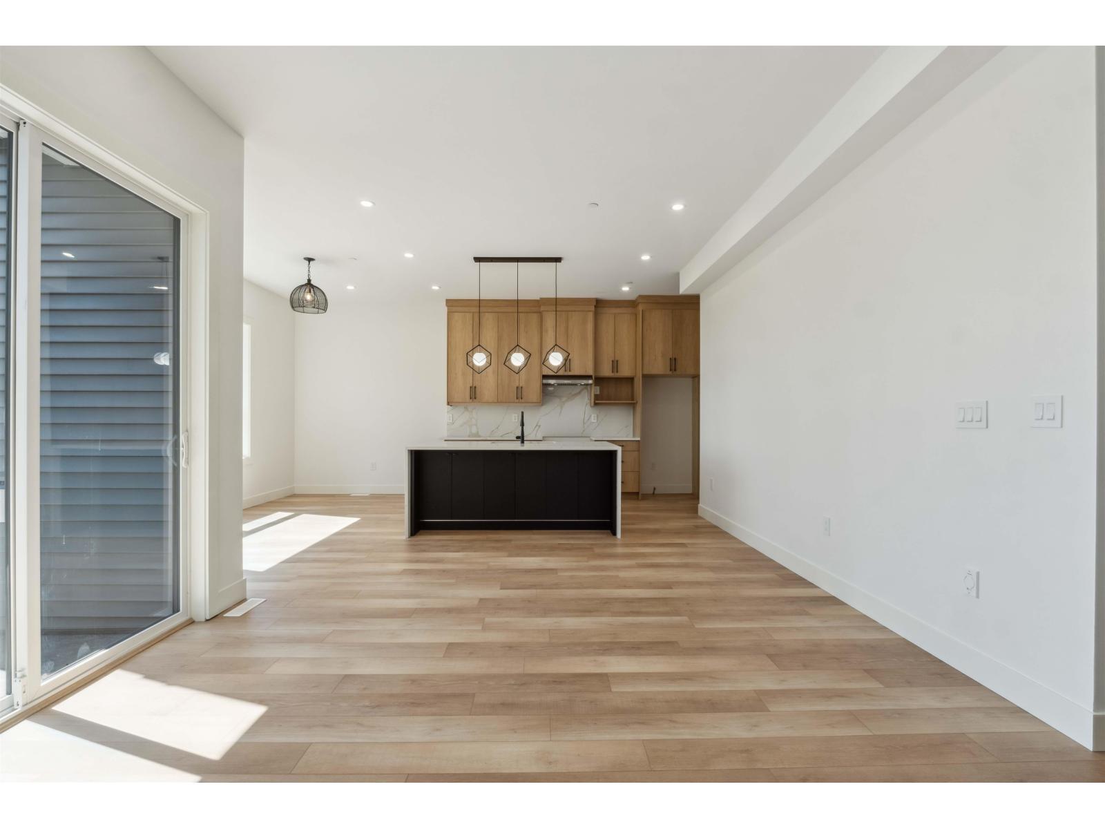 34064 Parr Avenue, Mission, British Columbia  V2V 0J5 - Photo 13 - R2970679