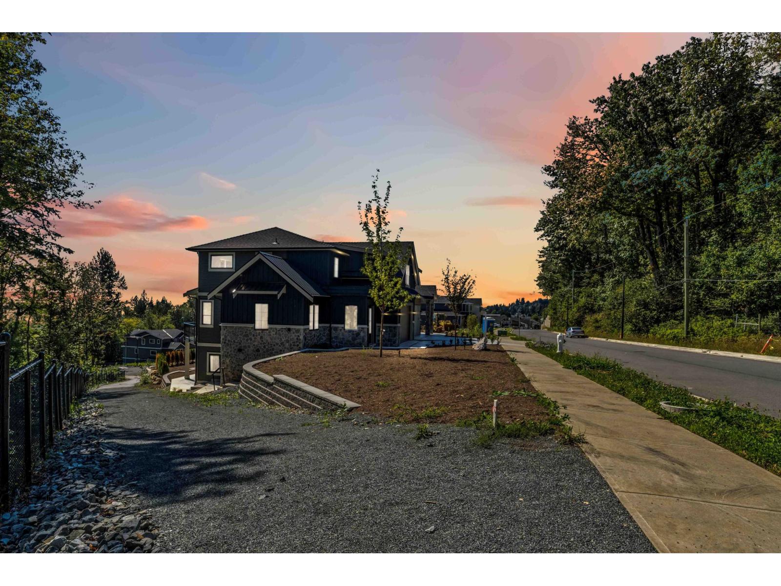 34064 Parr Avenue, Mission, British Columbia  V2V 0J5 - Photo 4 - R2970679