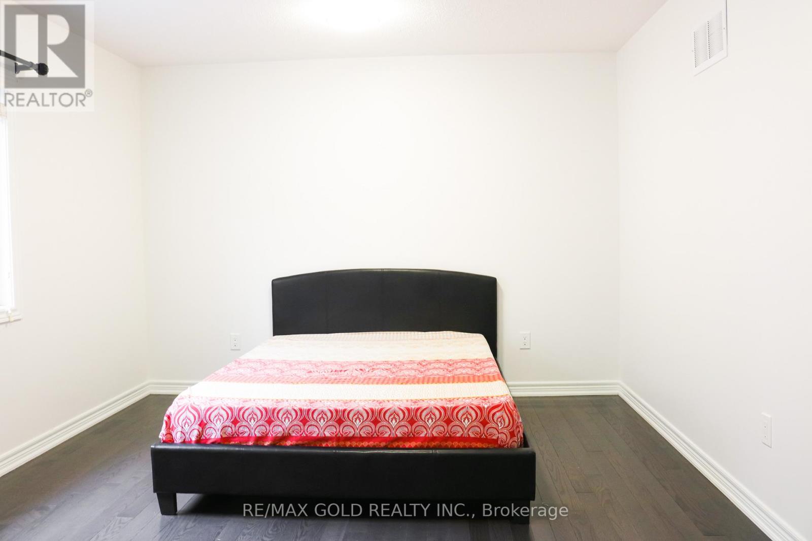 21 Parity Road, Brampton, Ontario  L6X 0Z3 - Photo 17 - W12576850