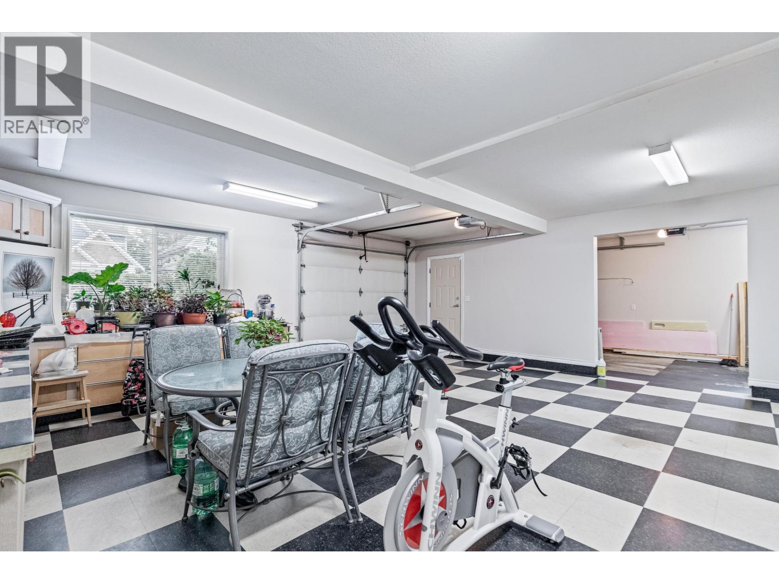 19573 116b Avenue, Pitt Meadows, British Columbia  V3Y 1R8 - Photo 32 - R3061025