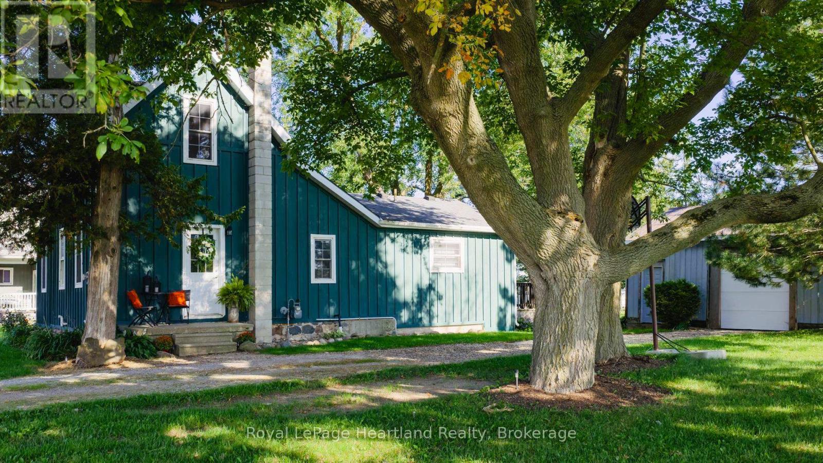 300 BLYTH ROAD, North Huron, Ontario