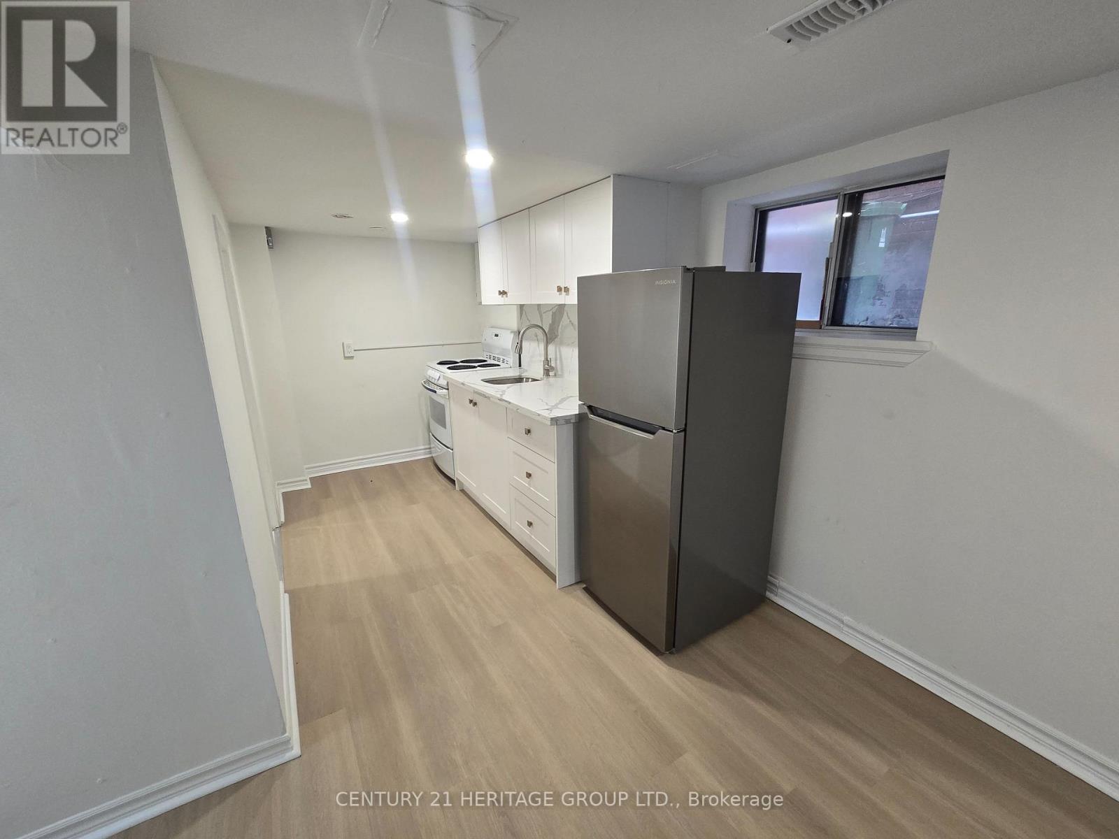 Basement - 217 Kingston Road, Toronto, Ontario  M4L 1T5 - Photo 6 - E12529806