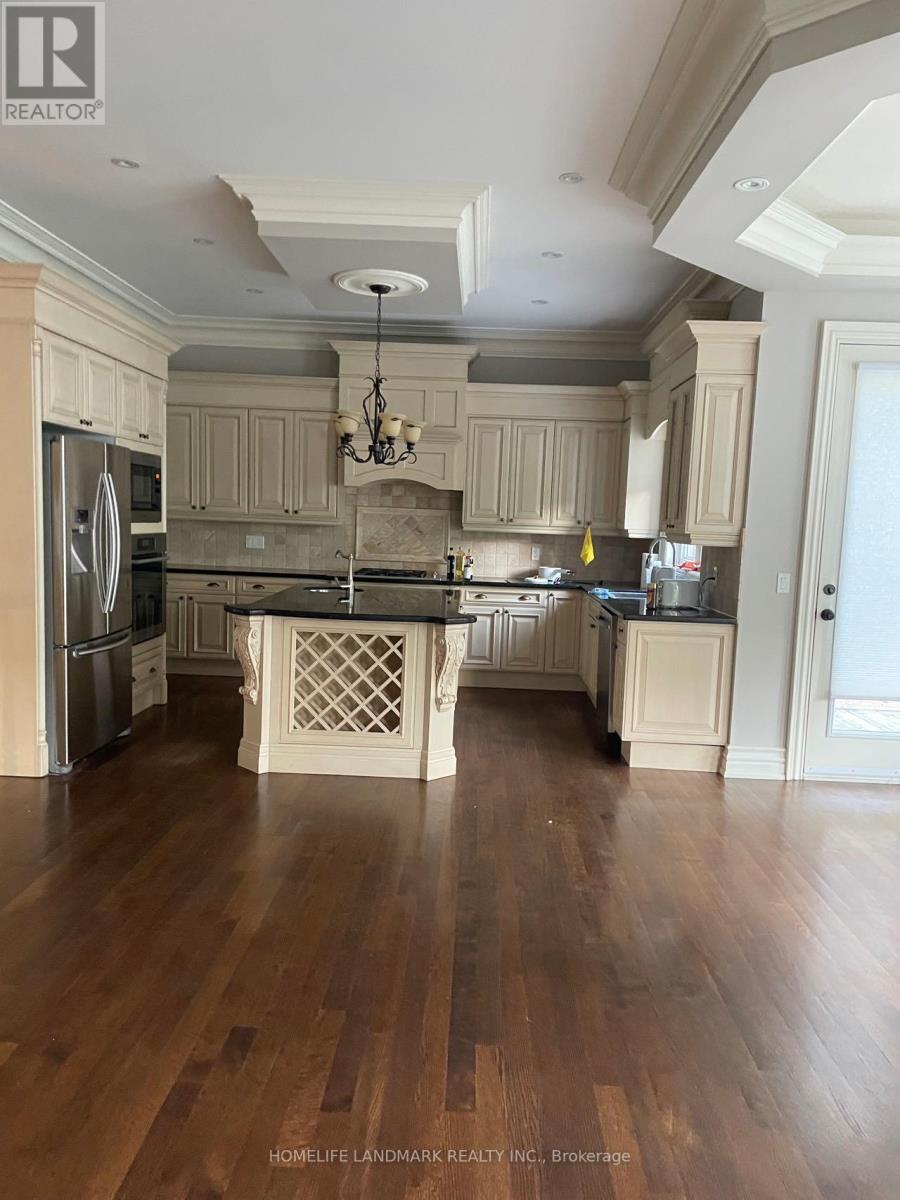 135 Florence Avenue, Toronto, Ontario  M2N 1G2 - Photo 2 - C12577178