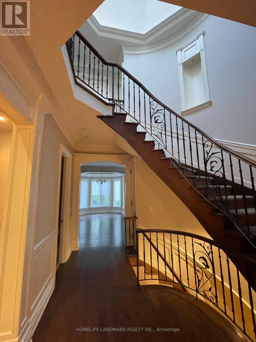 135 Florence Avenue, Toronto, Ontario  M2N 1G2 - Photo 4 - C12577178