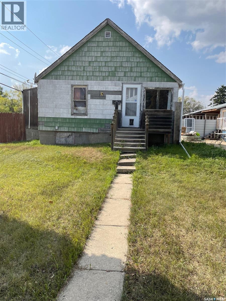 2080 Connaught STREET, Regina, Saskatchewan