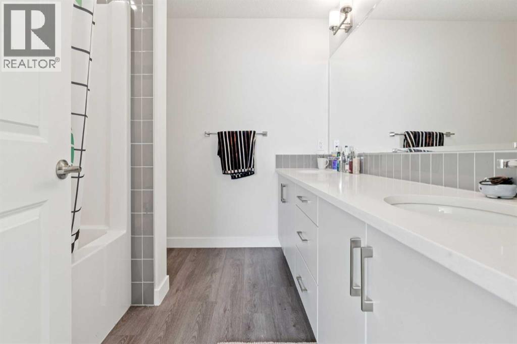 101 Lavender Manor Se, Calgary, Alberta  T3S 0C8 - Photo 23 - A2271838