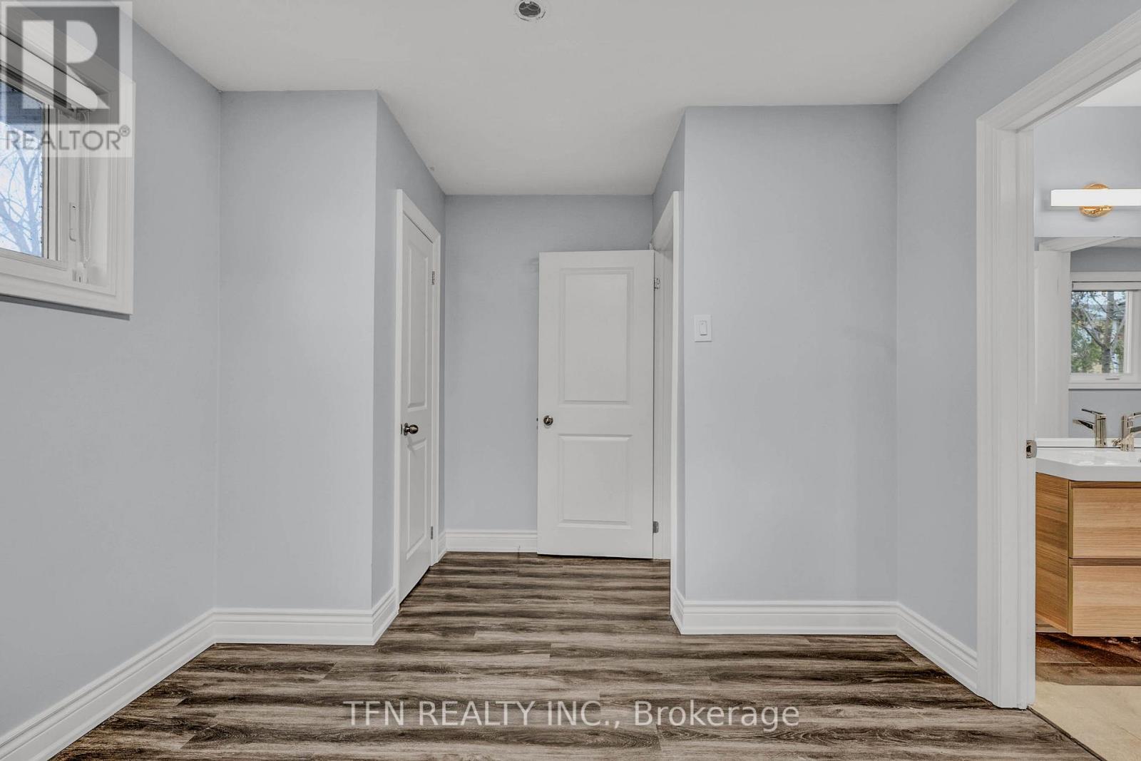 986 Robinson Street, Innisfil, Ontario  L0L 1C0 - Photo 25 - N12577174