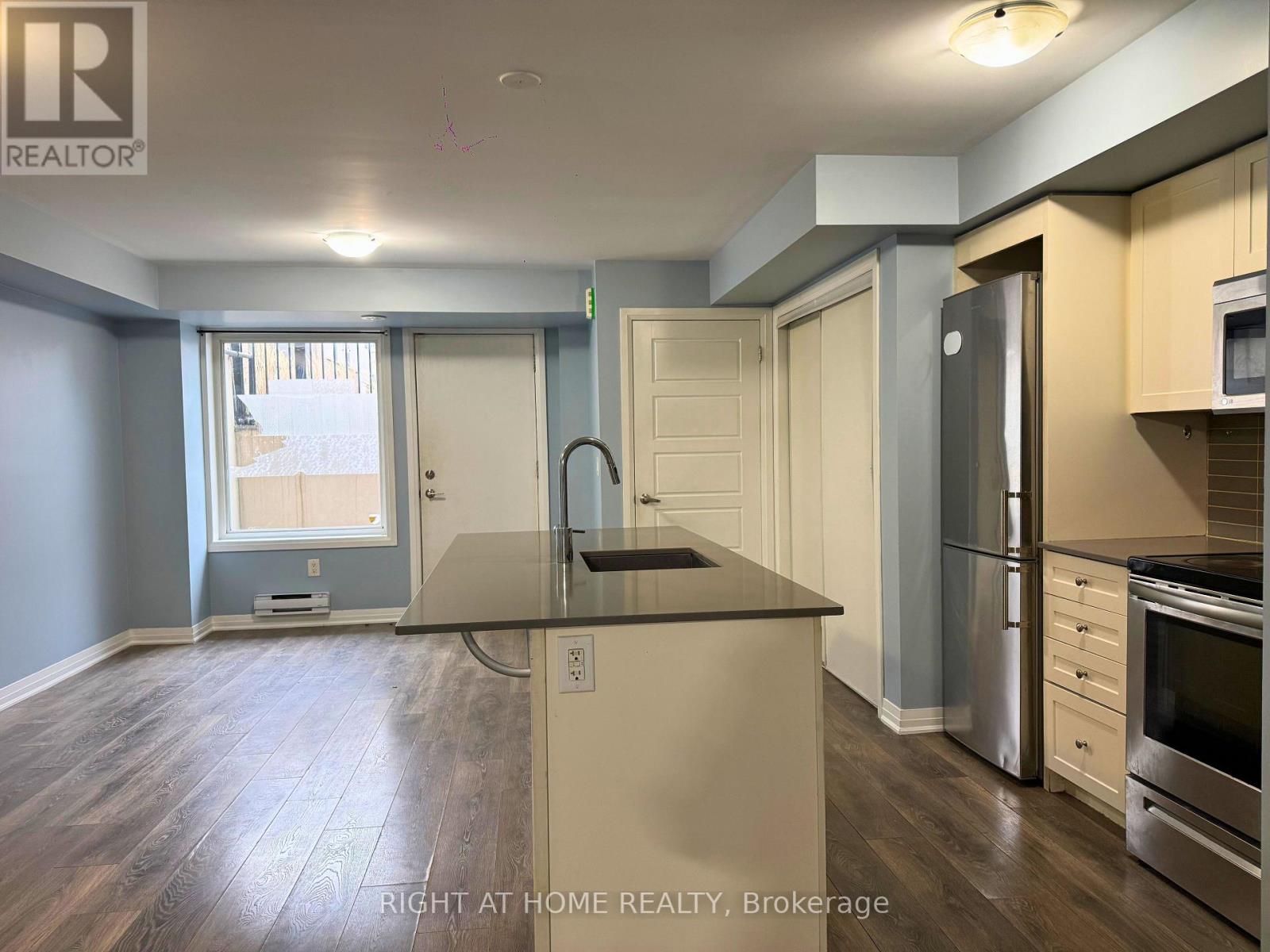 5 - 161 William Duncan Road, Toronto, Ontario  M3K 0B5 - Photo 13 - W12577170