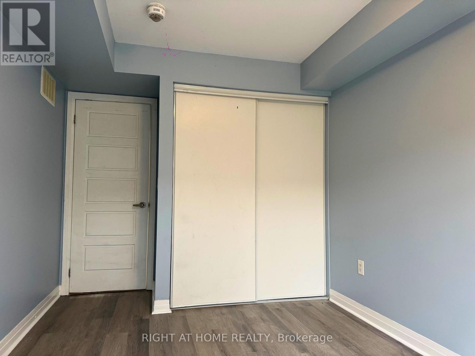 5 - 161 William Duncan Road, Toronto, Ontario  M3K 0B5 - Photo 17 - W12577170