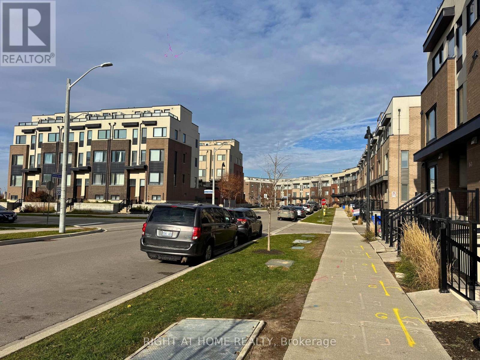 5 - 161 William Duncan Road, Toronto, Ontario  M3K 0B5 - Photo 6 - W12577170