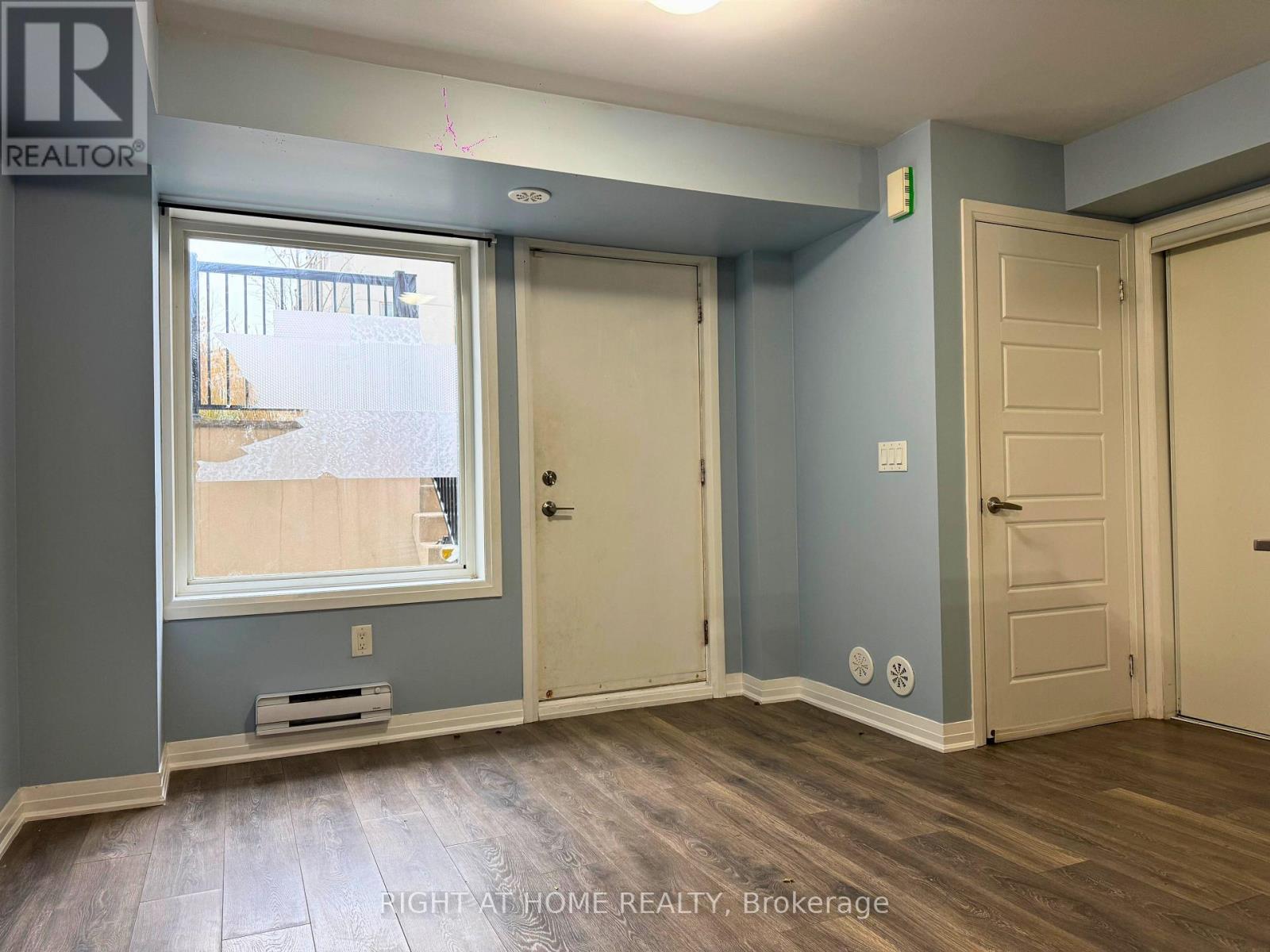 5 - 161 William Duncan Road, Toronto, Ontario  M3K 0B5 - Photo 7 - W12577170