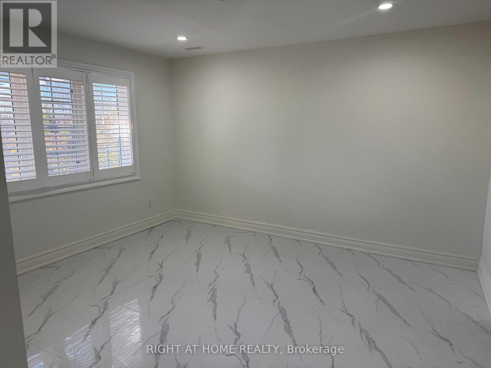 Basement - 102 Southlake Boulevard, Brampton, Ontario  L6V 4P2 - Photo 3 - W12577182