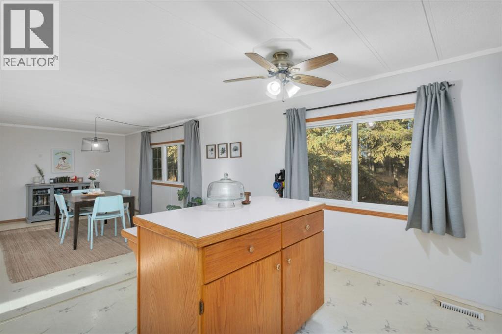 8 Voyageur Drive, Rural Clearwater County, Alberta  T4T 2A2 - Photo 9 - A2271318