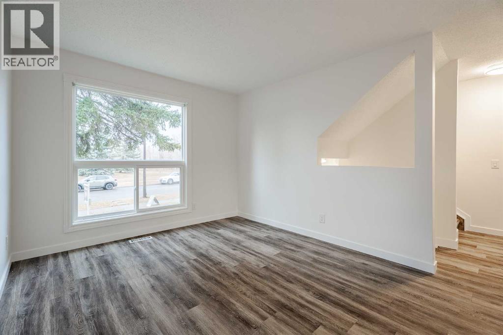 D, 11111 Oakfield Drive Sw, Calgary, Alberta  T2W 3H3 - Photo 3 - A2271314