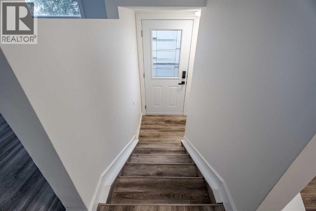 D, 11111 Oakfield Drive Sw, Calgary, Alberta  T2W 3H3 - Photo 2 - A2271314