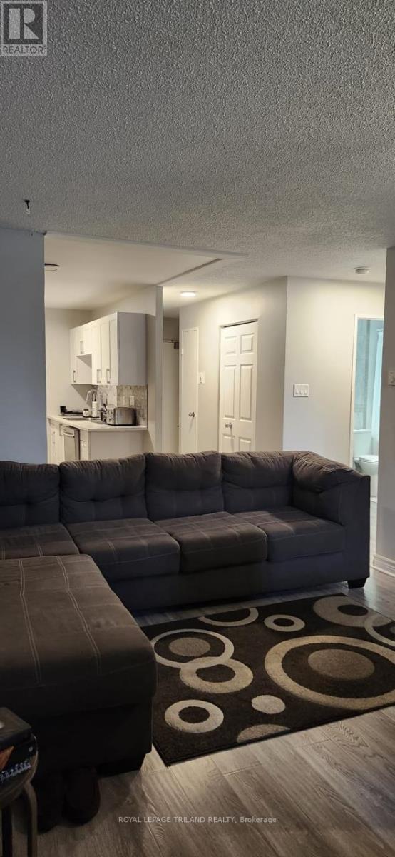 208 - 1106 Jalna Boulevard, London South, Ontario  N6E 2R9 - Photo 12 - X12577202