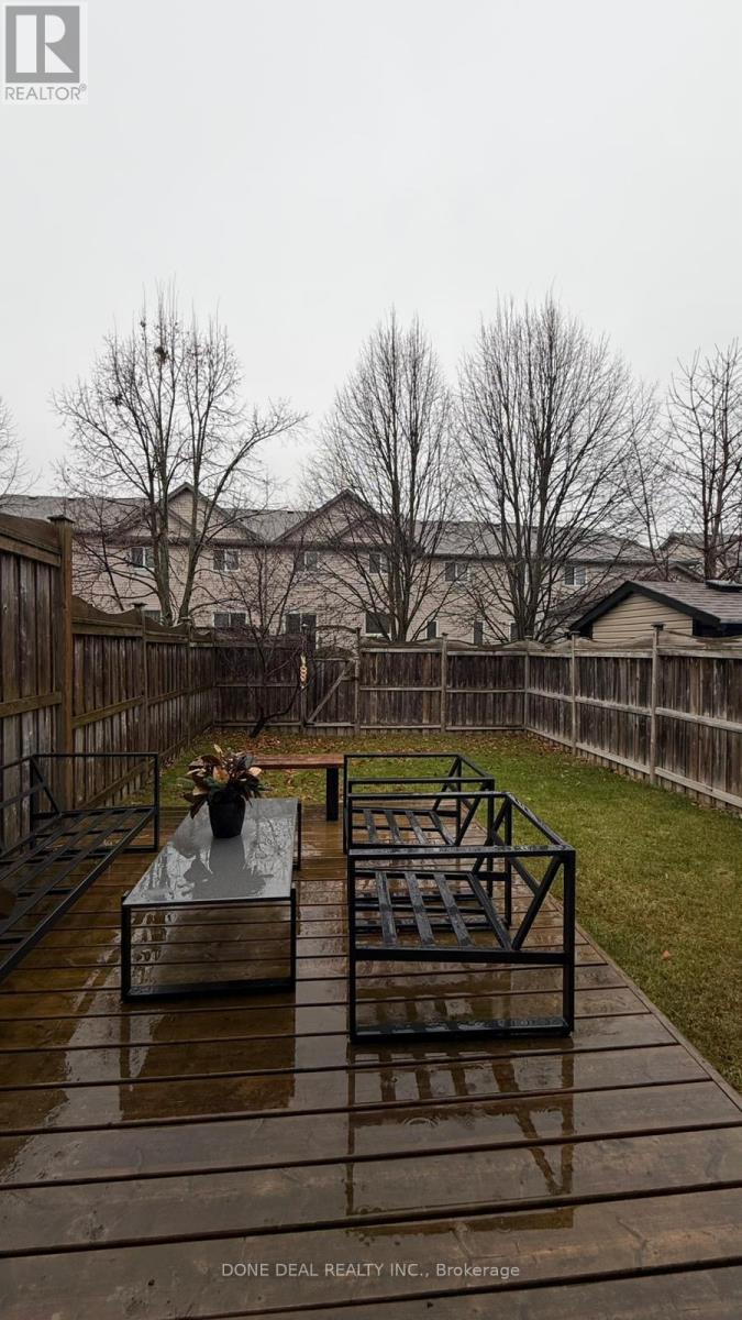 528 Virginia Creeper Street, Waterloo, Ontario  N2V 2W3 - Photo 26 - X12577186