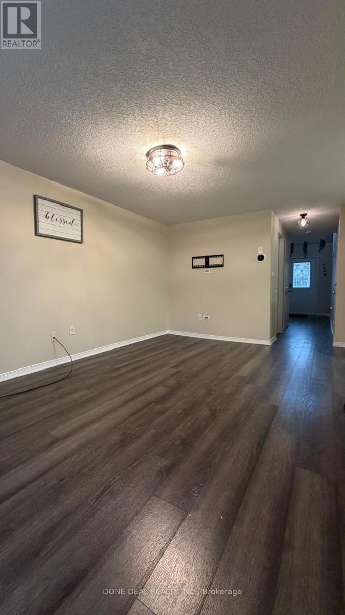 528 Virginia Creeper Street, Waterloo, Ontario  N2V 2W3 - Photo 6 - X12577186