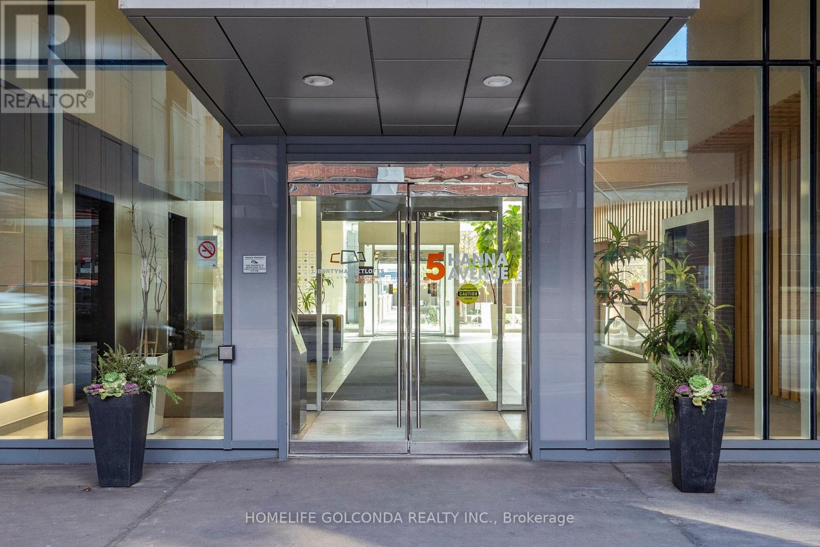 710 - 5 Hanna Avenue, Toronto, Ontario  M6K 0B3 - Photo 3 - C12577206