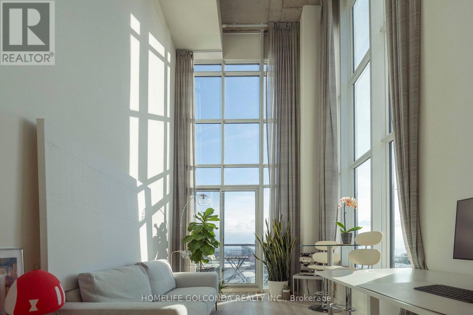 710 - 5 Hanna Avenue, Toronto, Ontario  M6K 0B3 - Photo 5 - C12577206