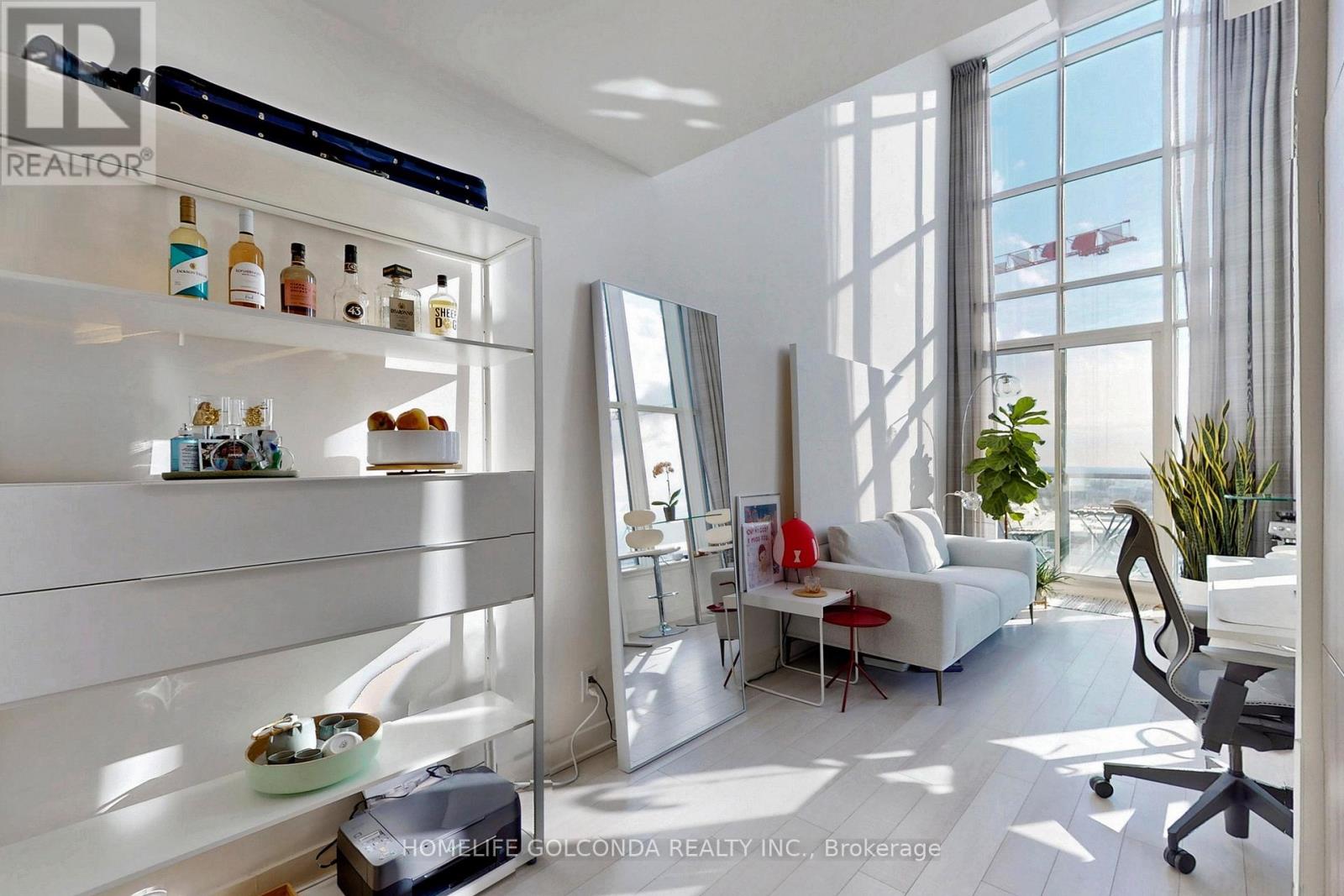 710 - 5 Hanna Avenue, Toronto, Ontario  M6K 0B3 - Photo 7 - C12577206