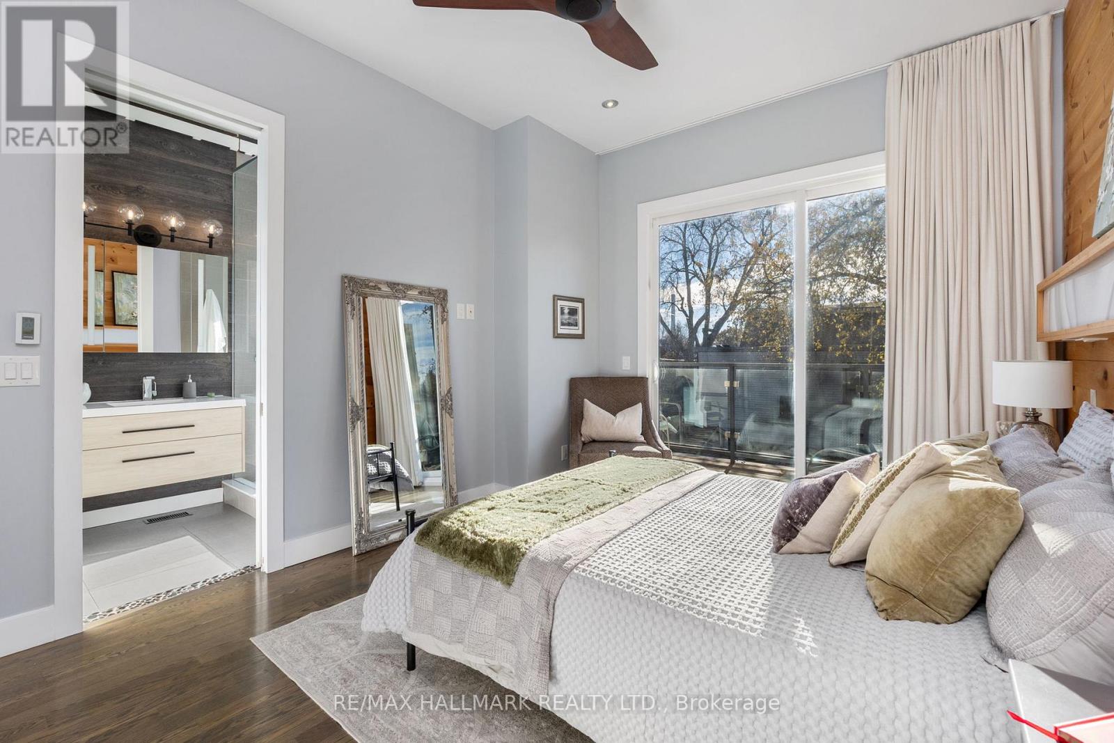 1549 Dundas Street E, Toronto, Ontario  M4L 1K6 - Photo 16 - E12577210