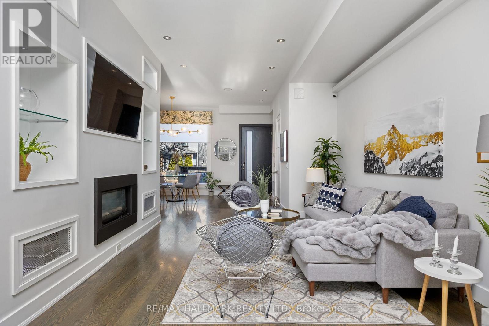 1549 Dundas Street E, Toronto, Ontario  M4L 1K6 - Photo 6 - E12577210