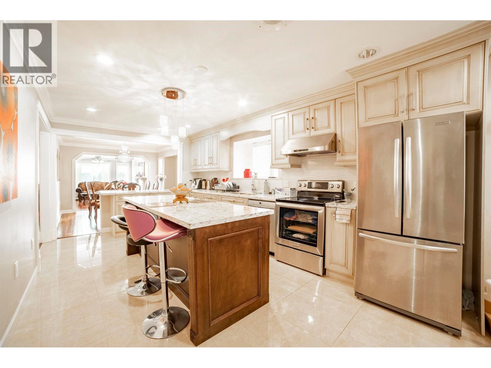 6970 Willingdon Avenue, Burnaby, British Columbia  V5J 3R2 - Photo 11 - R3062362