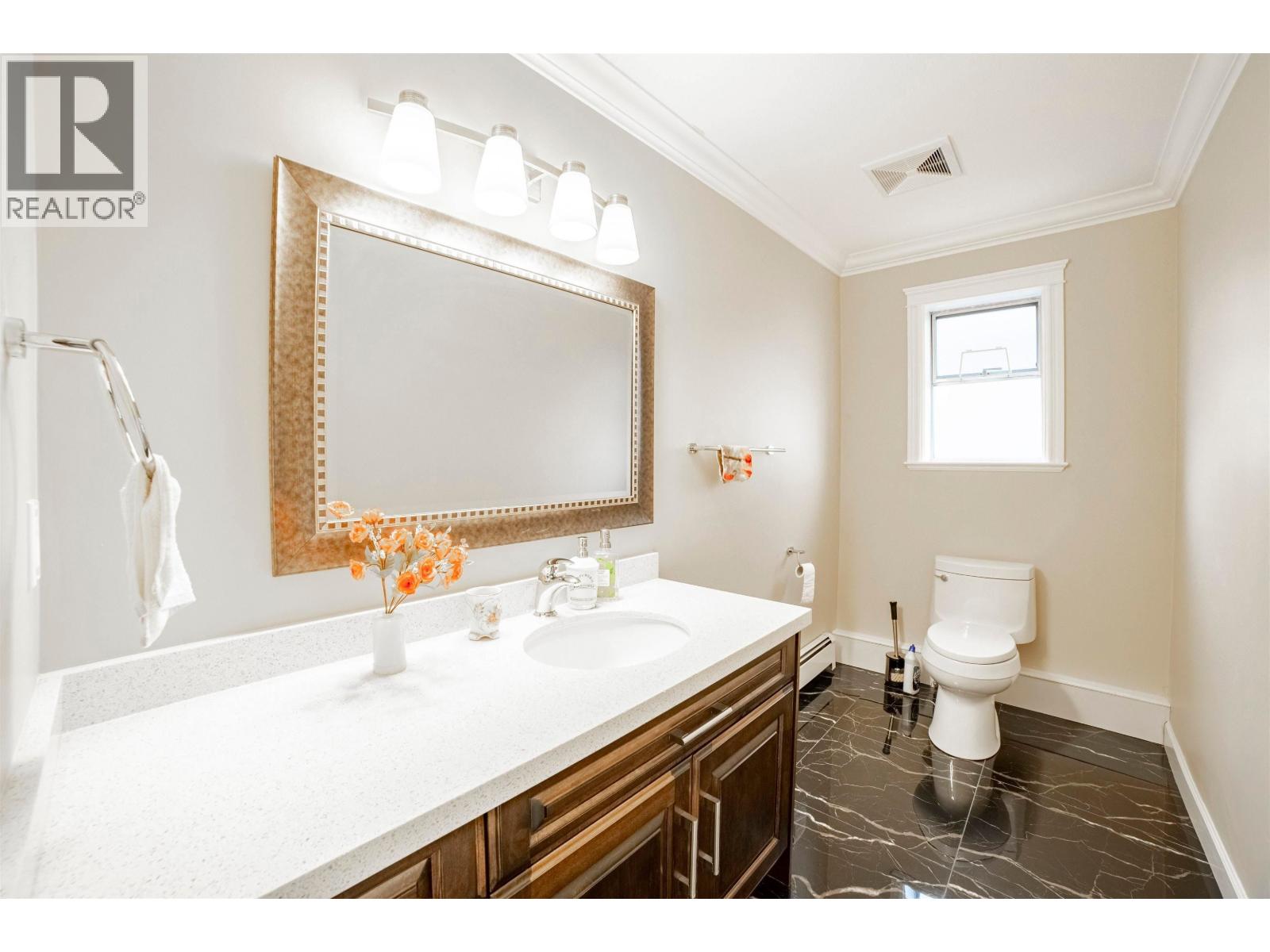 6970 Willingdon Avenue, Burnaby, British Columbia  V5J 3R2 - Photo 31 - R3062362