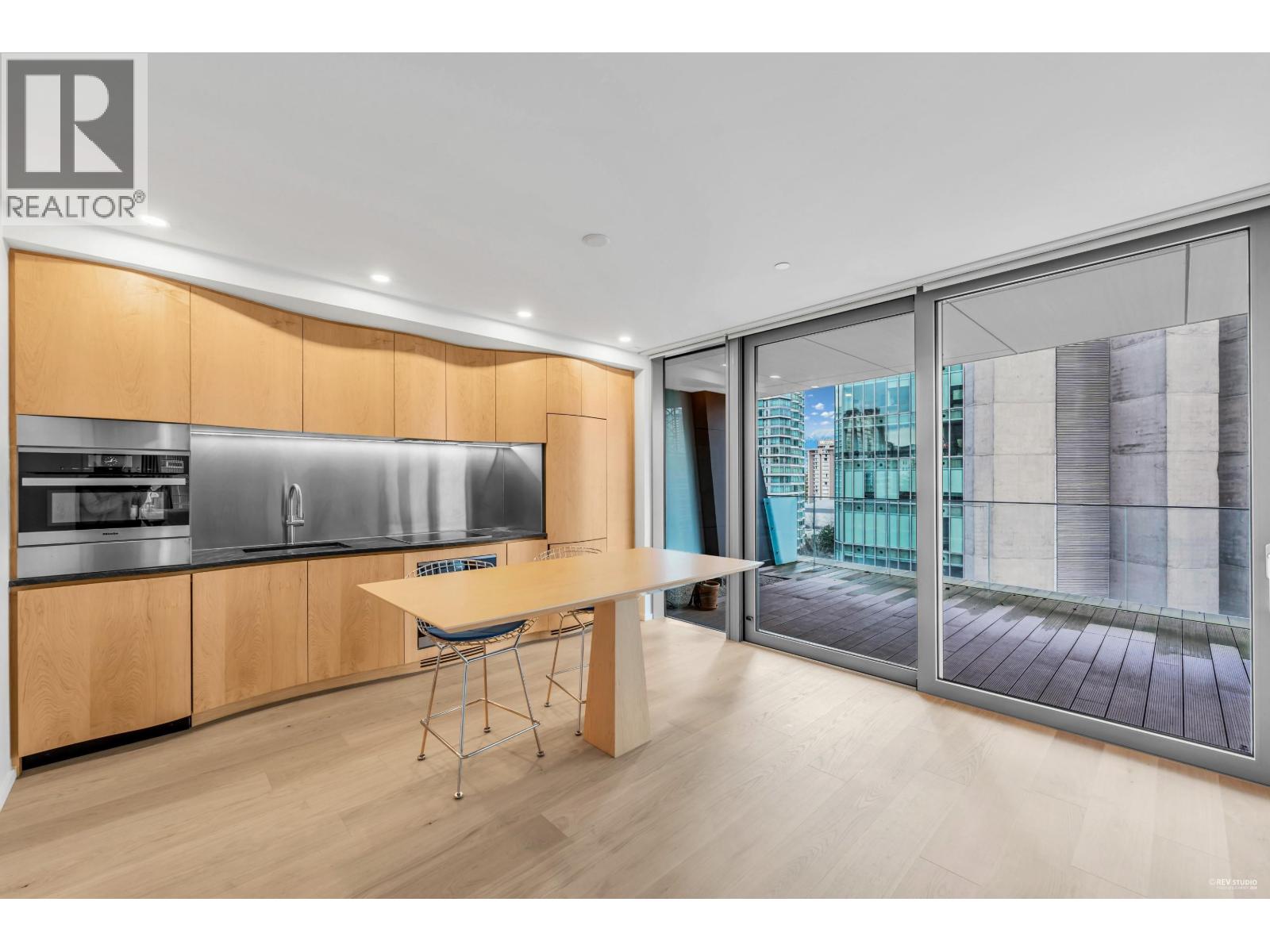 804 1568 Alberni Street, Vancouver, British Columbia  V6G 0E3 - Photo 4 - R3070108