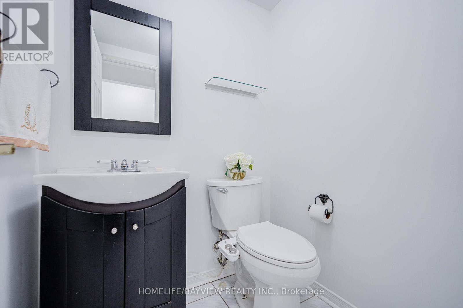 15 Bowler Street, Aurora, Ontario  L4G 7J2 - Photo 17 - N12577198