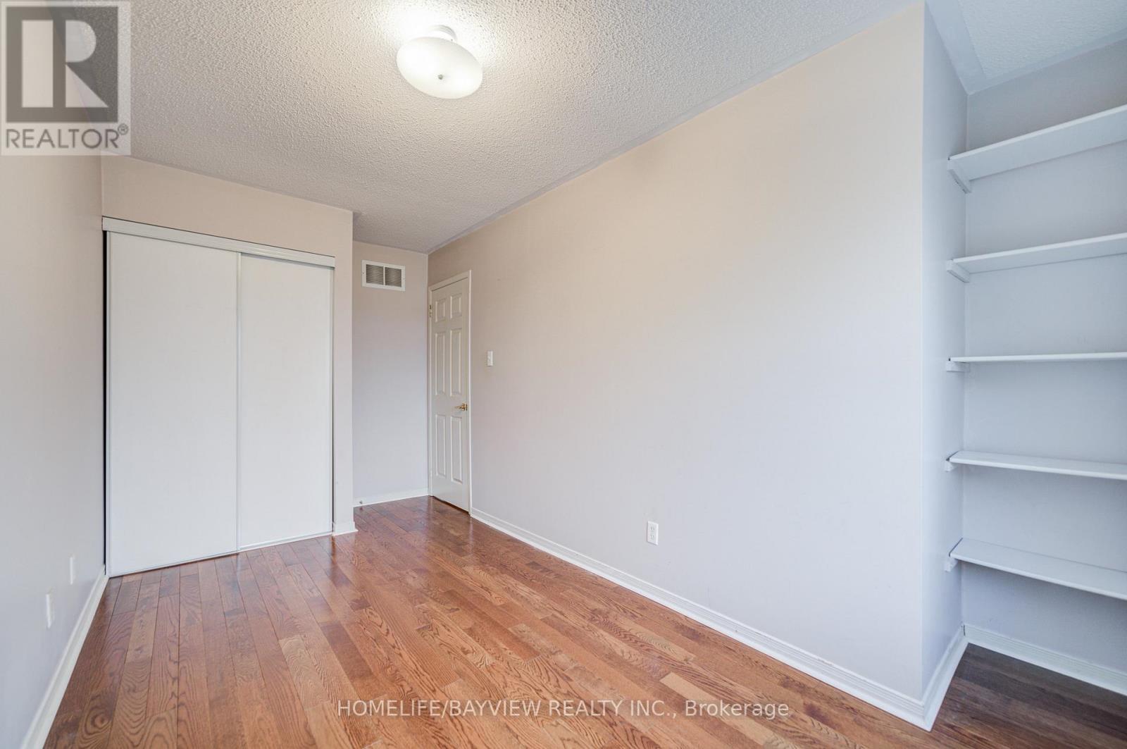 15 Bowler Street, Aurora, Ontario  L4G 7J2 - Photo 28 - N12577198