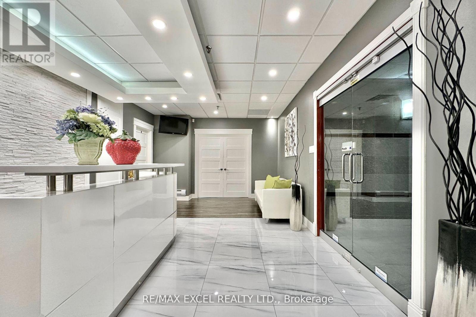 406 - 3950 14th Avenue, Markham, Ontario  L3R 0A9 - Photo 11 - N12577212