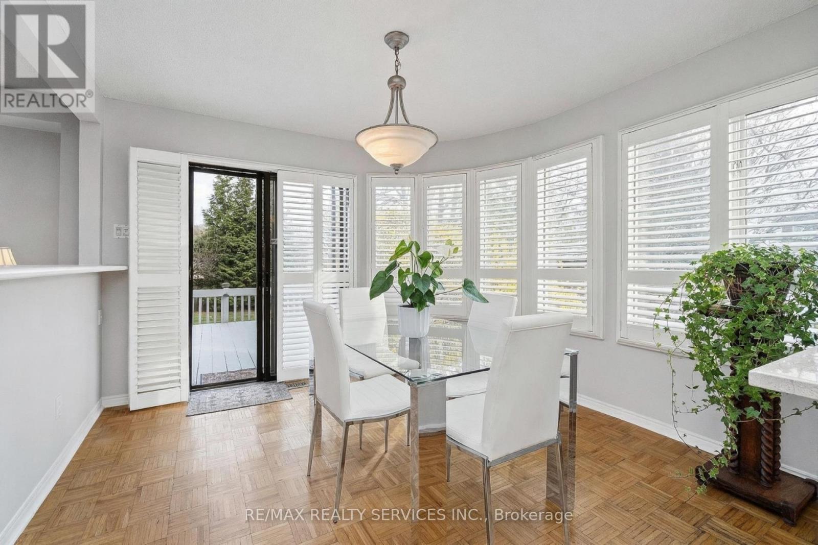 1 Brookbank Court, Brampton, Ontario  L6Z 3G2 - Photo 12 - W12577196