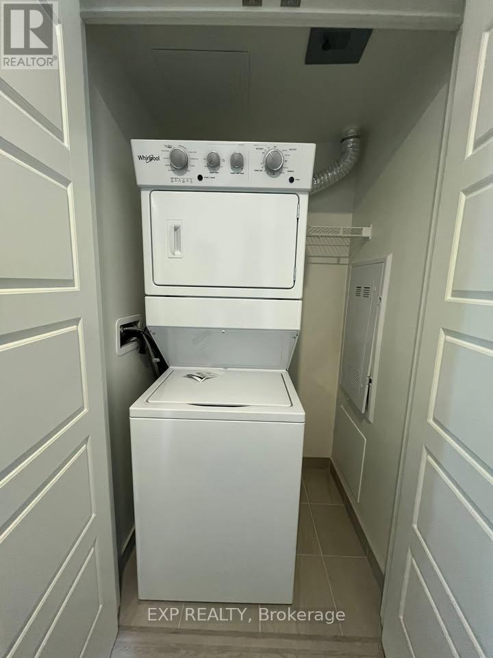 1004 - 1415 Dundas St E, Oakville, Ontario  L6H 8A3 - Photo 10 - W12577228