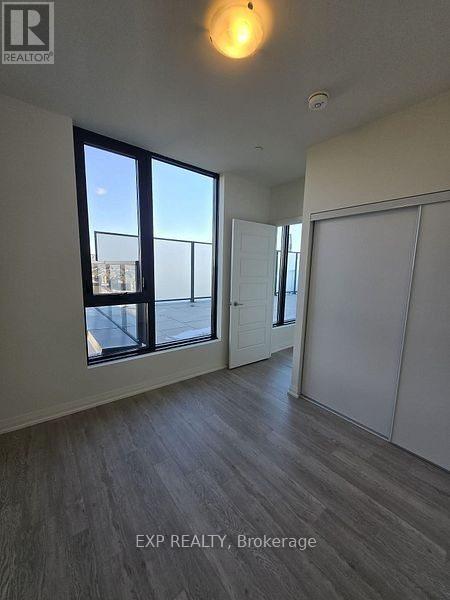 1004 - 1415 Dundas St E, Oakville, Ontario  L6H 8A3 - Photo 8 - W12577228