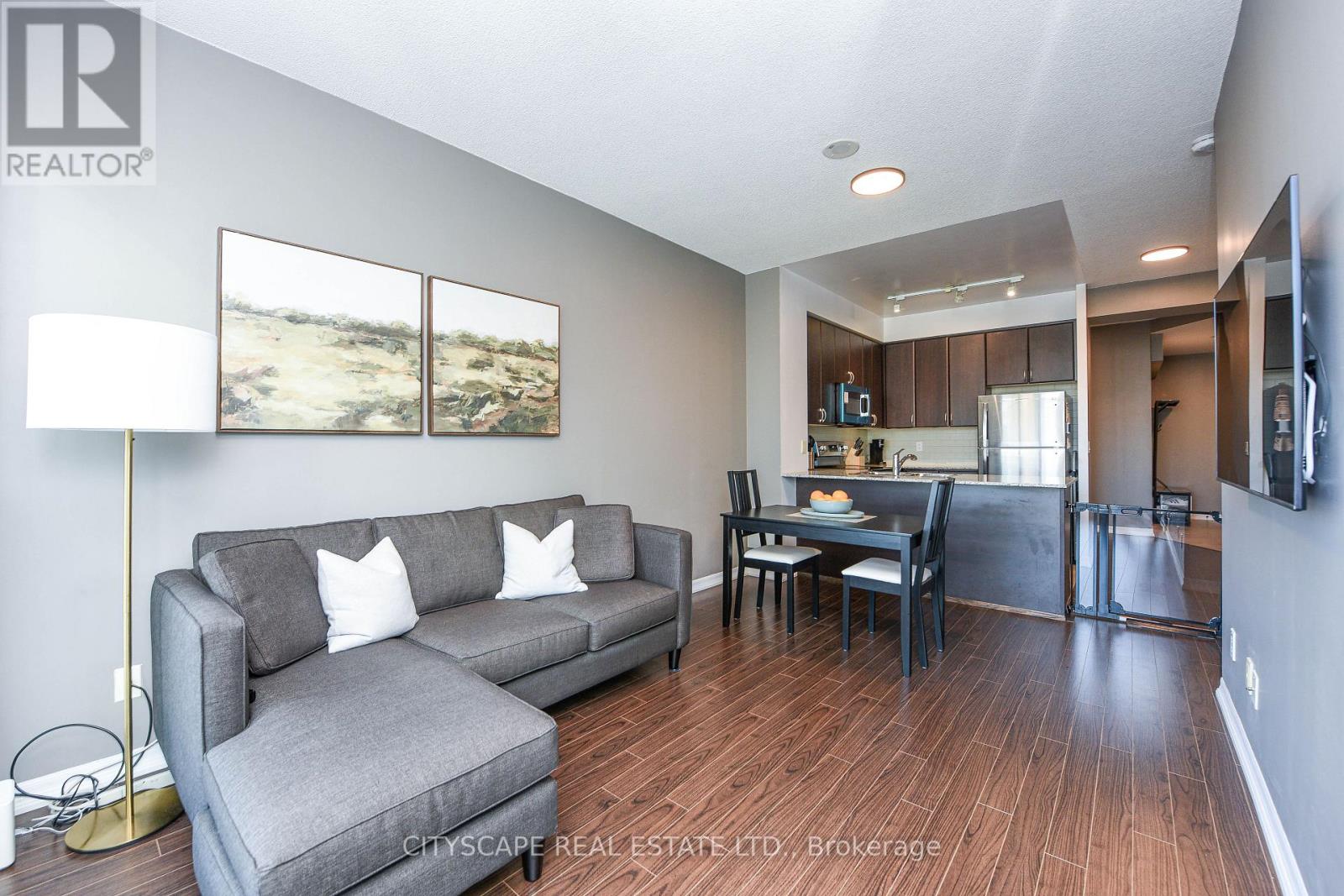 906 - 225 Webb Drive, Mississauga, Ontario  L5B 4P2 - Photo 14 - W12577236