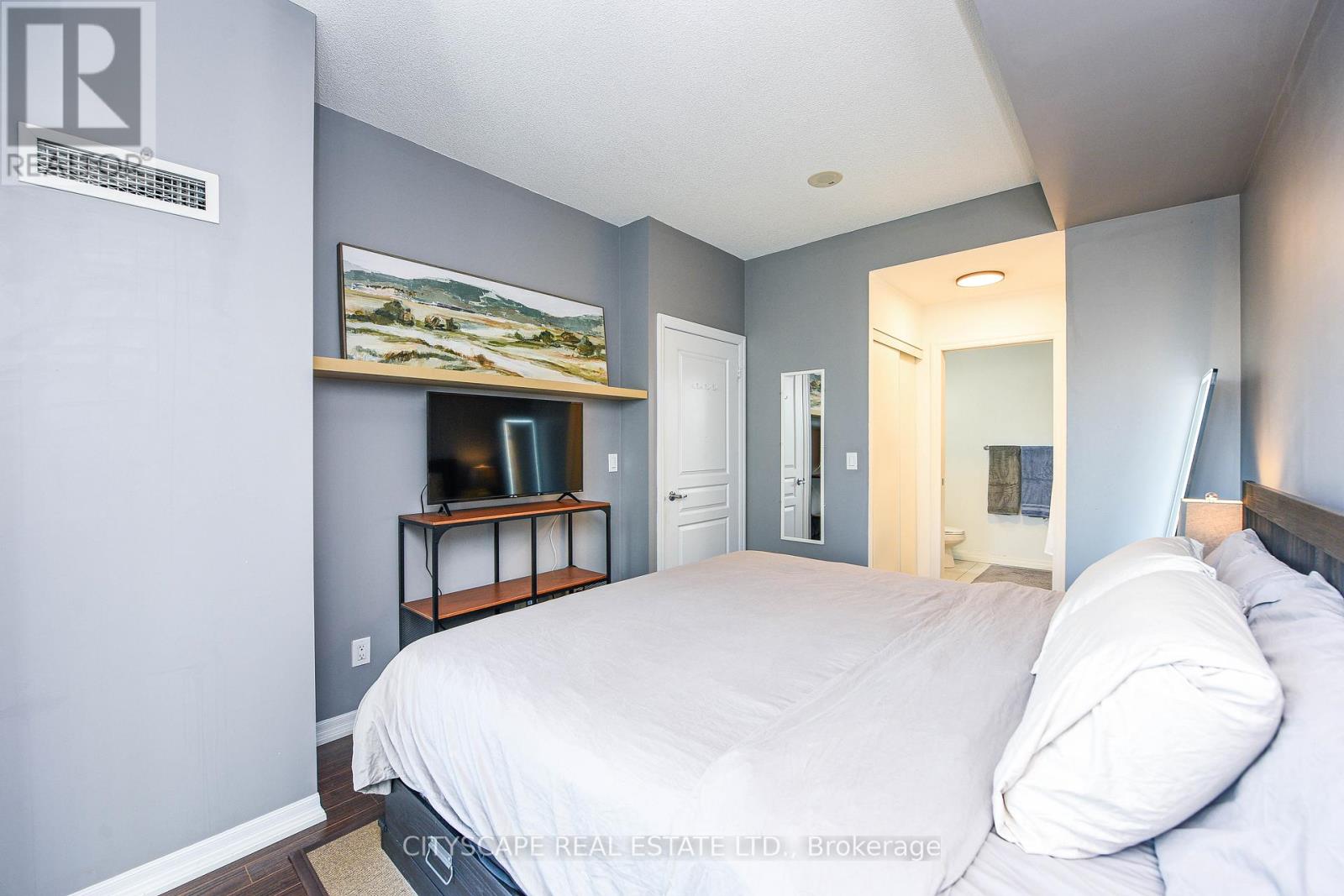 906 - 225 Webb Drive, Mississauga, Ontario  L5B 4P2 - Photo 20 - W12577236