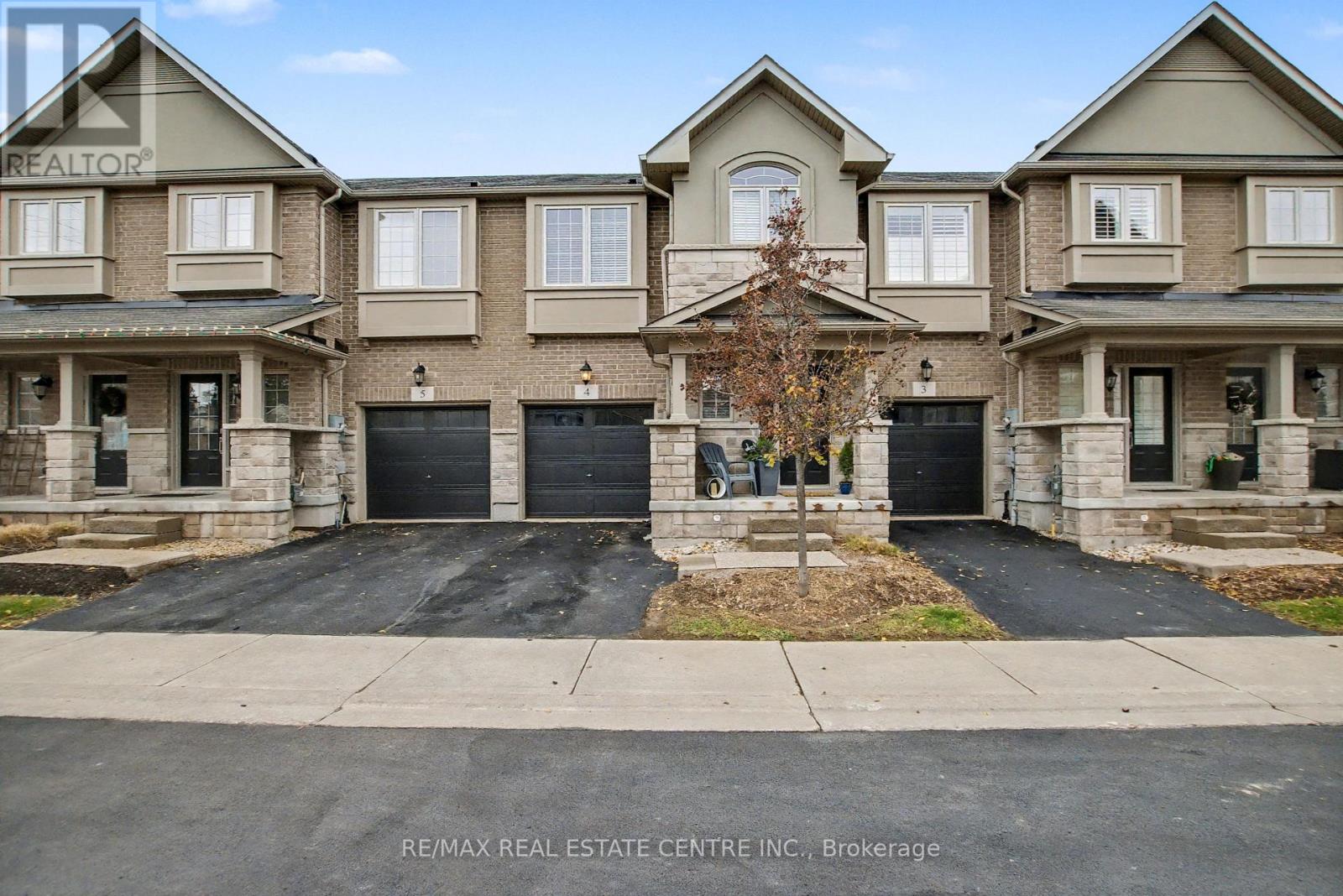 4 - 215 DUNDAS STREET E, Hamilton, Ontario