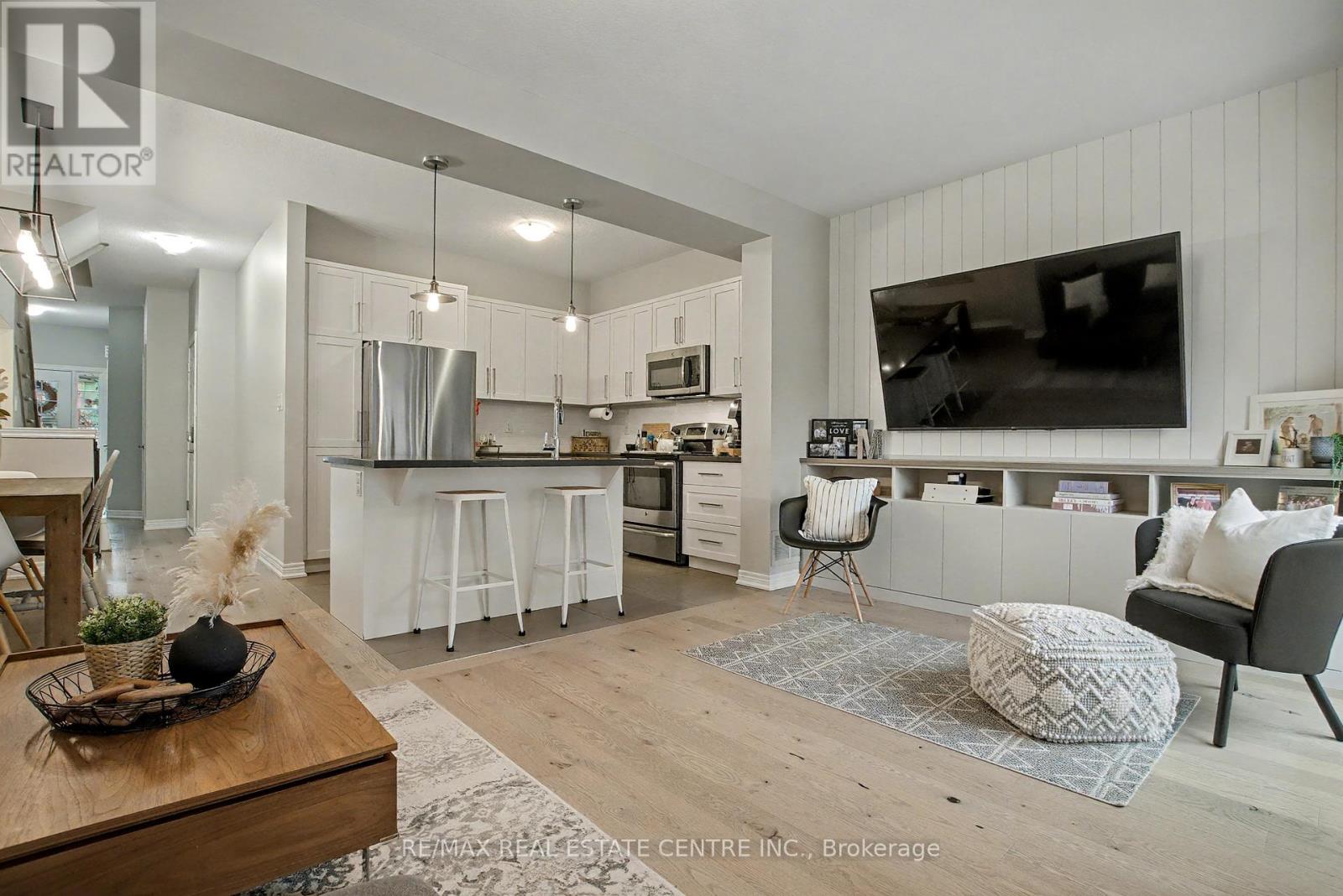 4 - 215 Dundas Street E, Hamilton, Ontario  L8B 0X2 - Photo 15 - X12577214