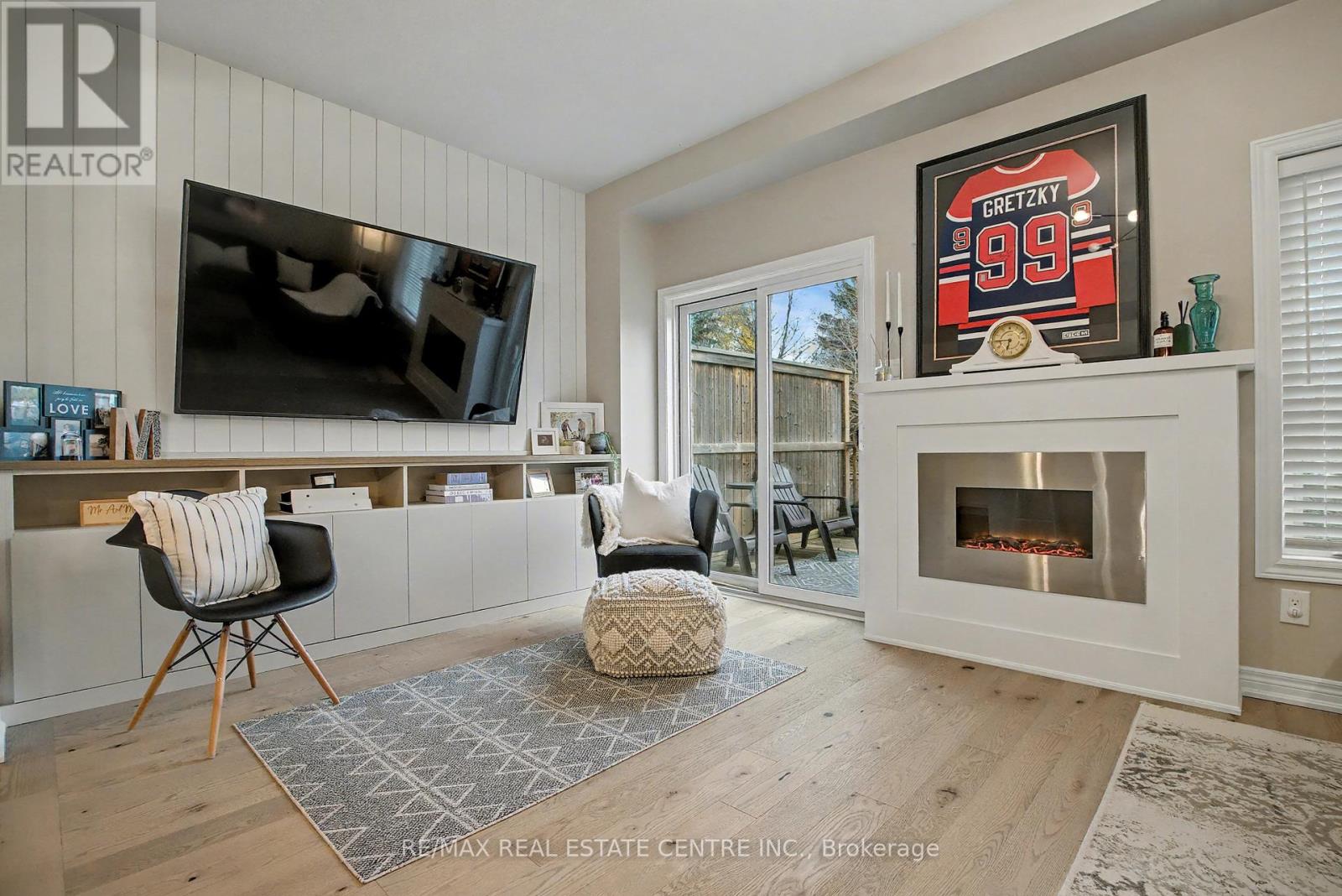 4 - 215 Dundas Street E, Hamilton, Ontario  L8B 0X2 - Photo 16 - X12577214