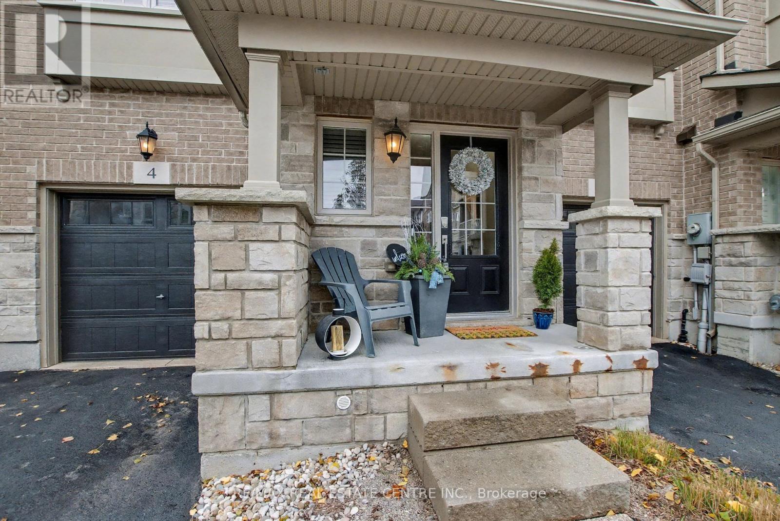 4 - 215 Dundas Street E, Hamilton, Ontario  L8B 0X2 - Photo 2 - X12577214