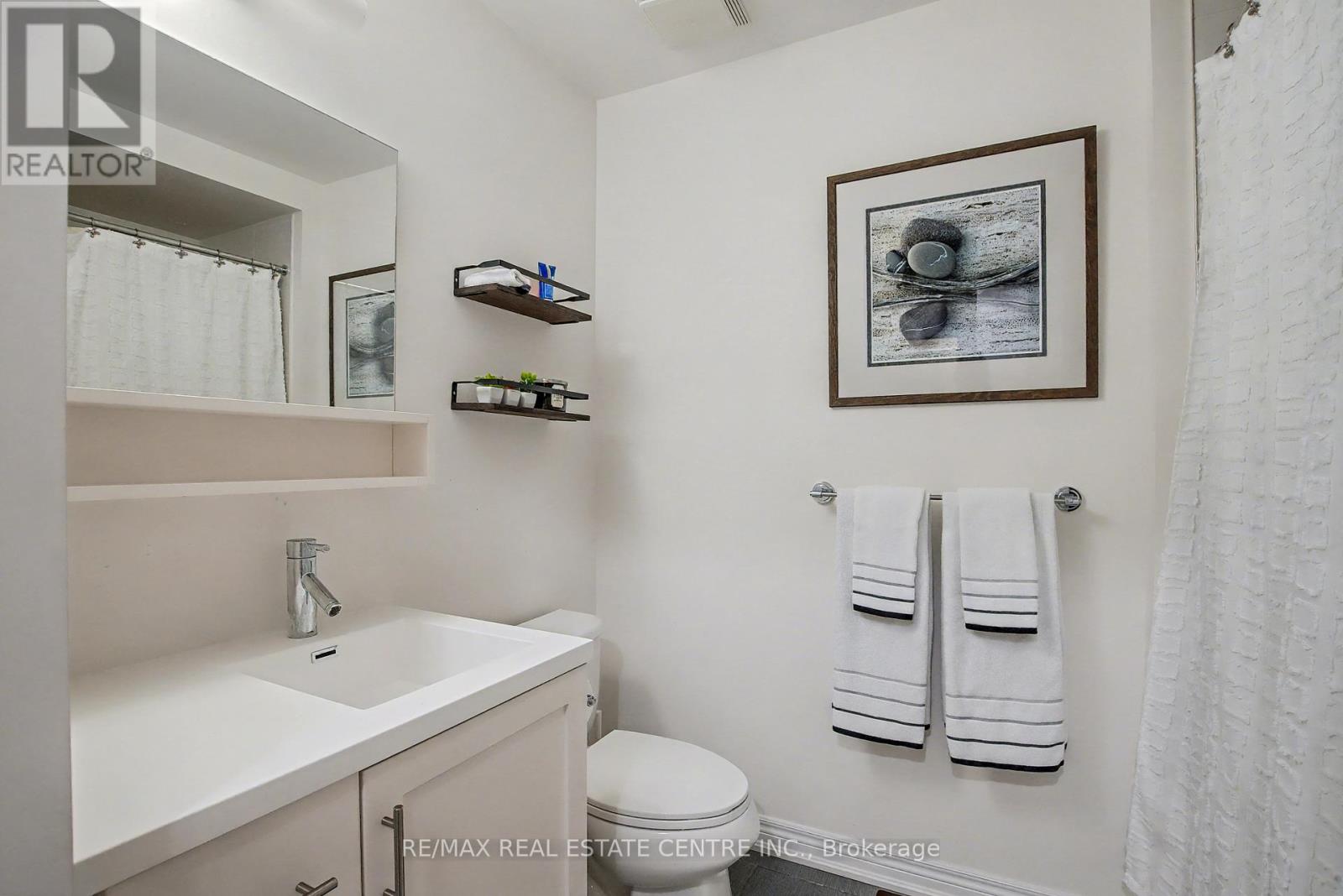 4 - 215 Dundas Street E, Hamilton, Ontario  L8B 0X2 - Photo 24 - X12577214