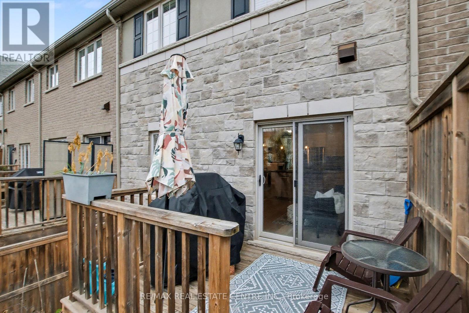 4 - 215 Dundas Street E, Hamilton, Ontario  L8B 0X2 - Photo 41 - X12577214