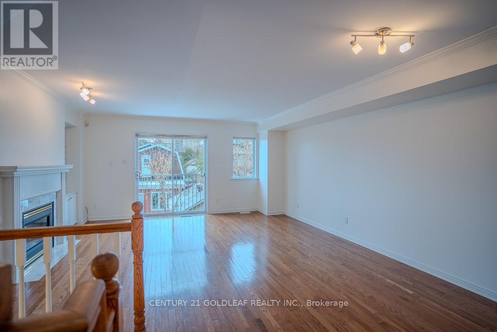 4 Schoolhouse Private, Ottawa, Ontario  K1M 2J5 - Photo 9 - X12577276