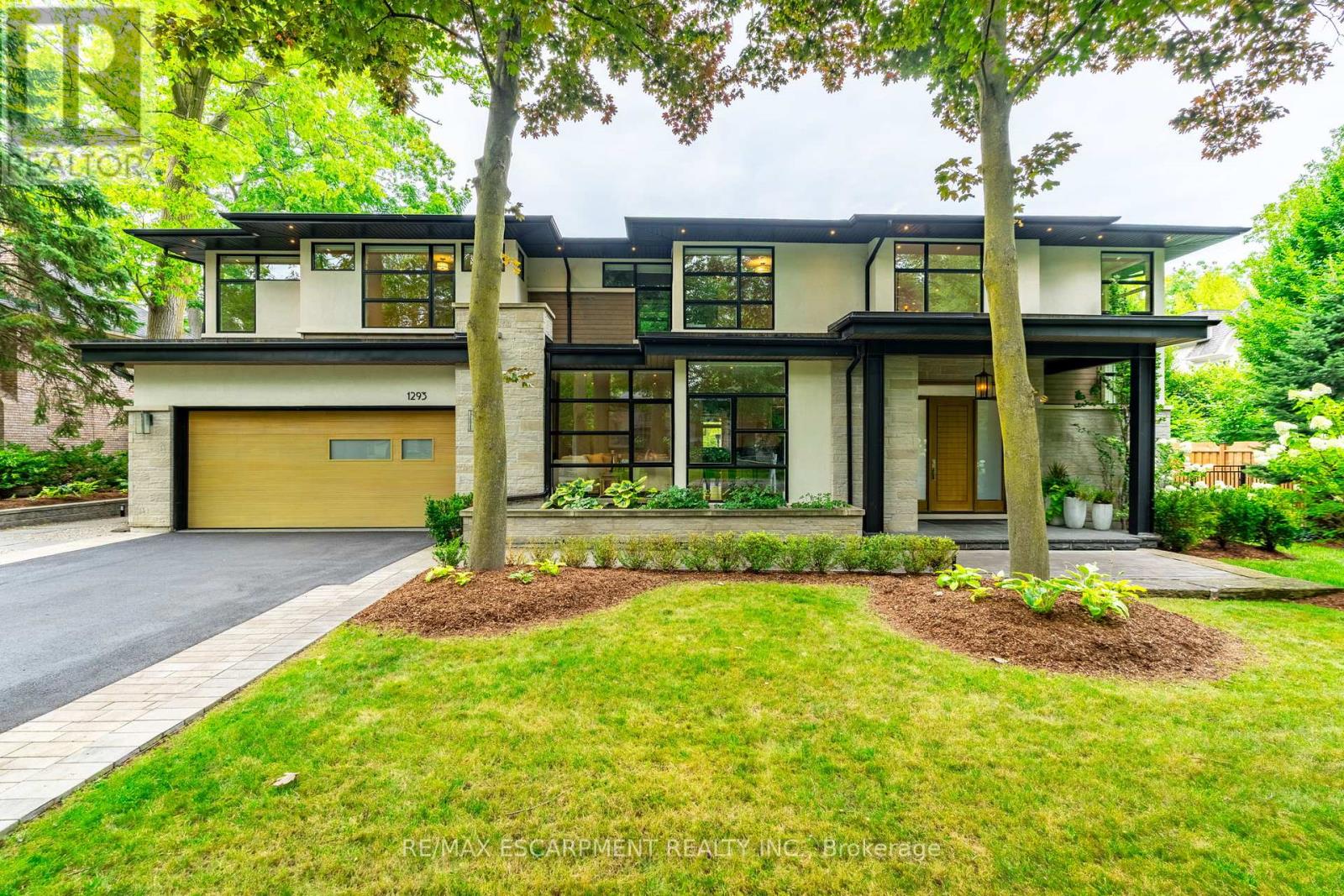 1293 WOODLAND AVENUE, Mississauga, Ontario